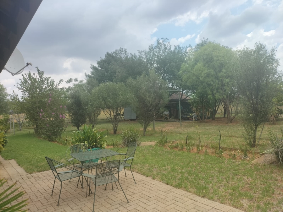 To Let 3 Bedroom Property for Rent in Groenvlei Sh Free State